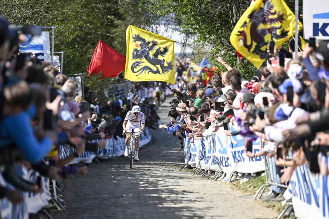 Pogačar startet seine Saison bei Strade Bianche