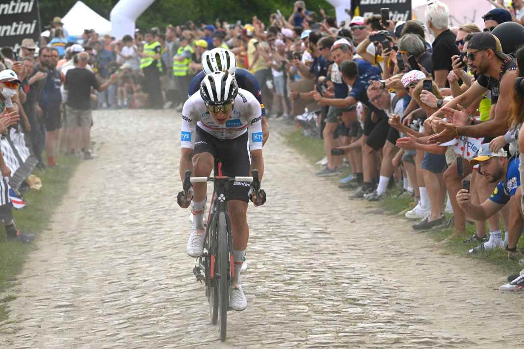 Tadej Pogačar fährt Paris-Roubaix