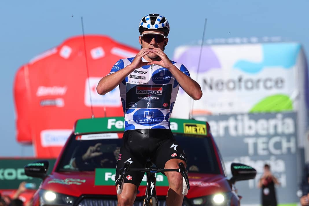Evenepoel holt 18. Etappe mit Monster-Solo, Vingegaard schützt Kuss