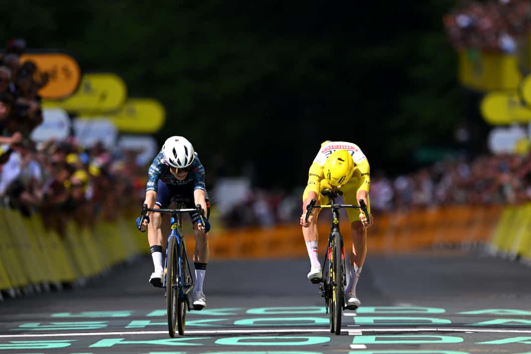 Vingegaard schlägt Pogacar im Fotofinish