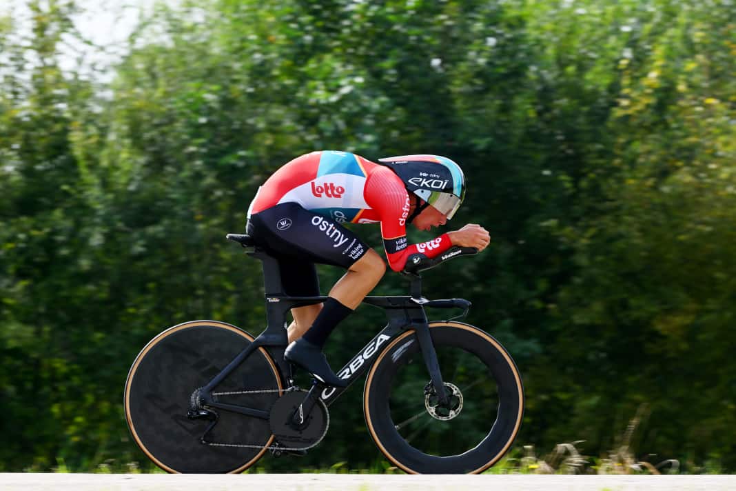 Segaert siegt im Zeitfahren - Schachmann in den Top 10