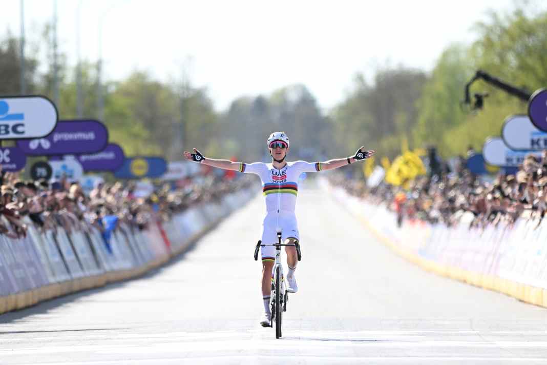 Unaufhaltsam! Pogačar überragt bei der Ronde