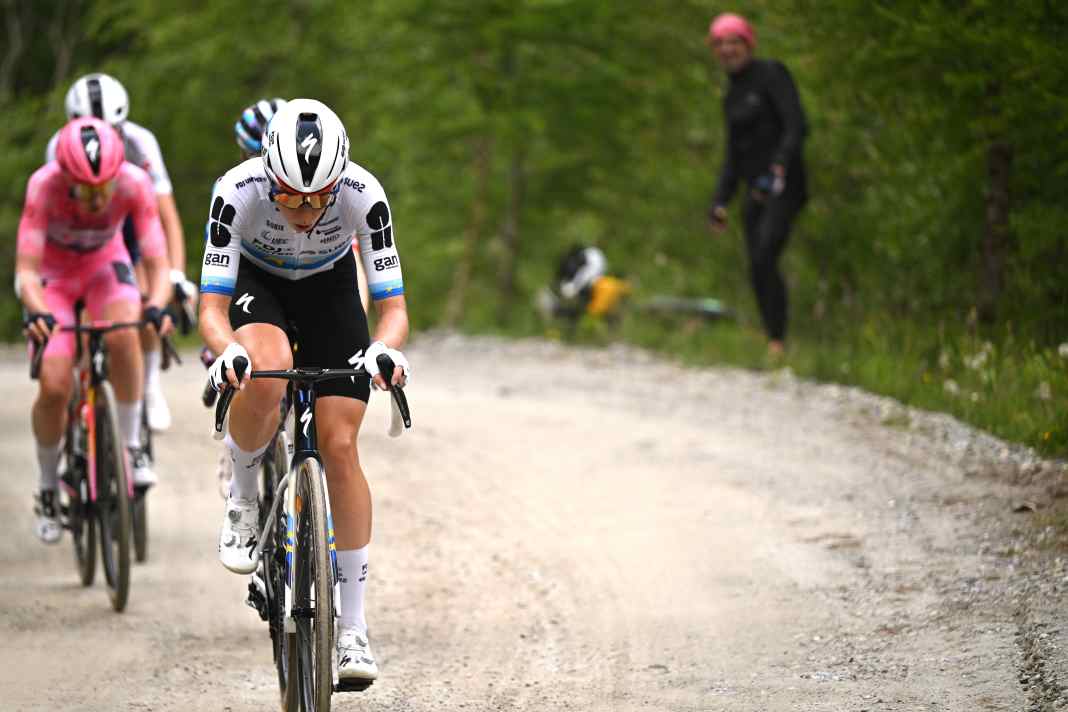 Vollering remporte l'arrivée improvisée au Colle delle Finestre