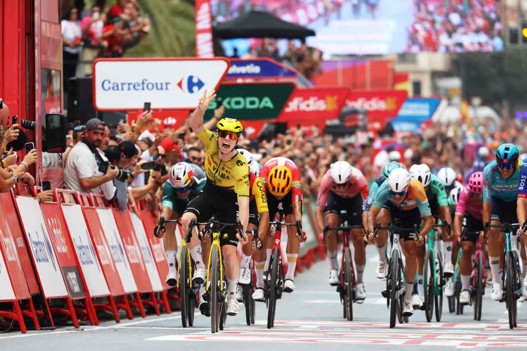 Visma strikes back: Brennan celebrates his third stage win in a 180-degree finish