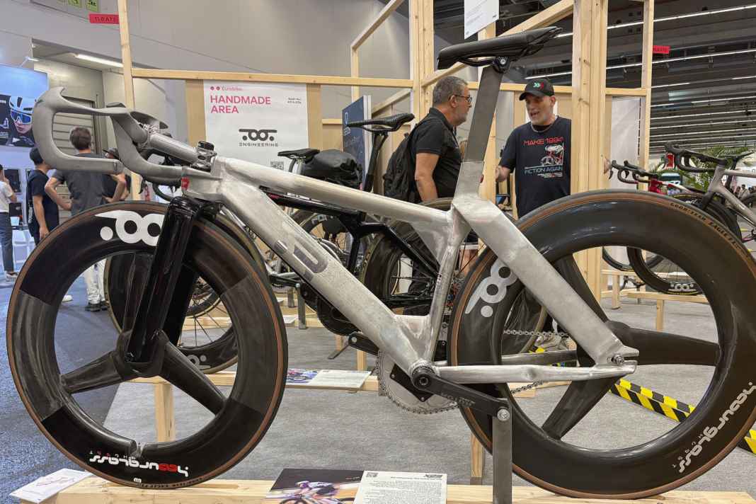 7 krasse Messe-Neuheiten - Aero, 32 Zoll & breite Reifen