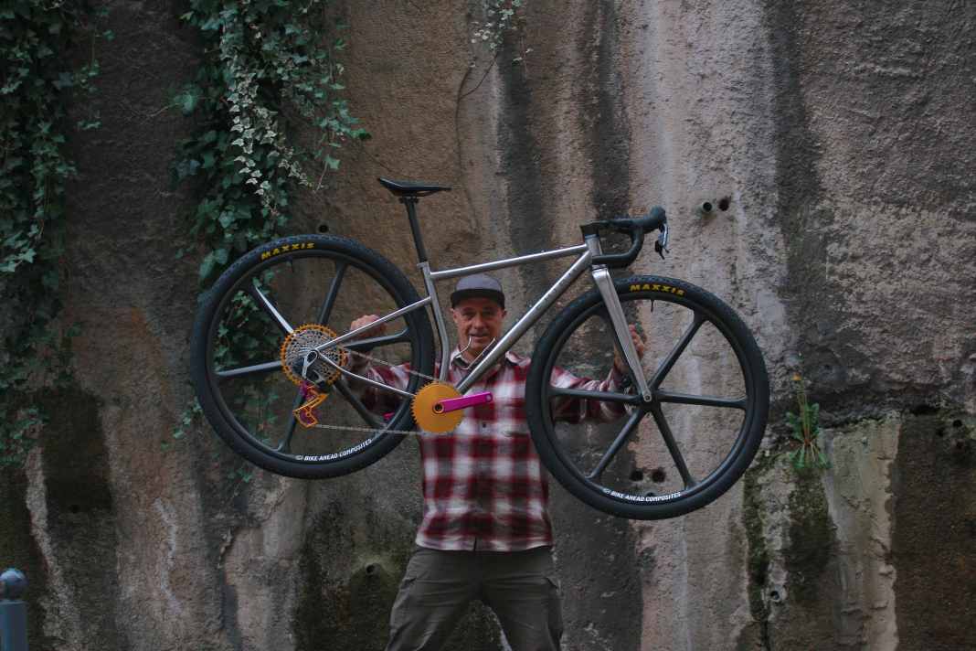 Gravelbike mit 32-Zoll-Laufrädern