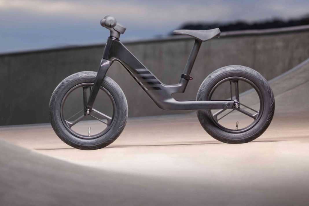 Kinder-Laufrad aus recyceltem Carbon