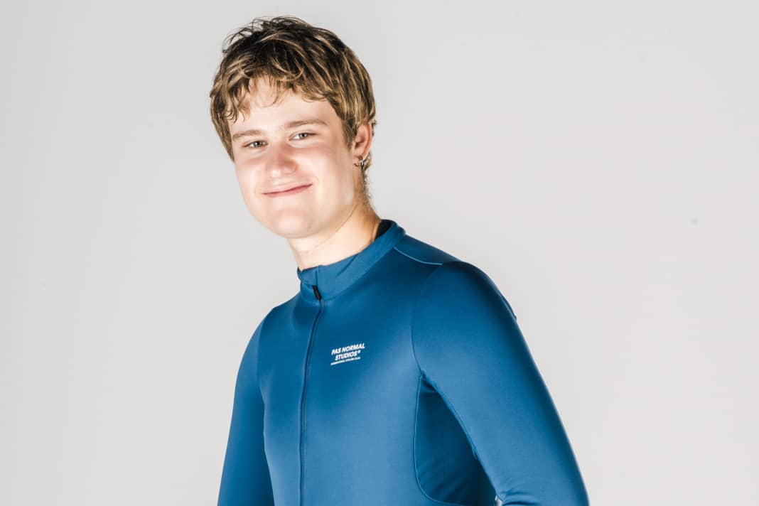 Pas Normal Studios Mechanism Thermal Long Sleeve Jersey 2.0 im TOUR-Test
