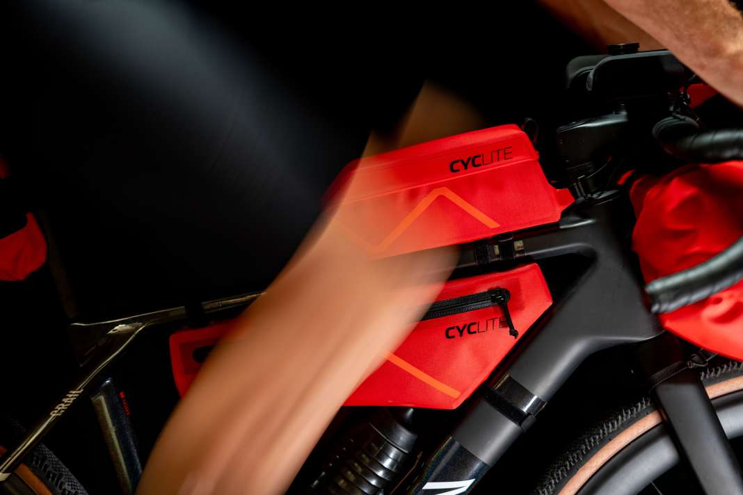 Testsieger Bikepacking-Taschen jetzt auch in Rot