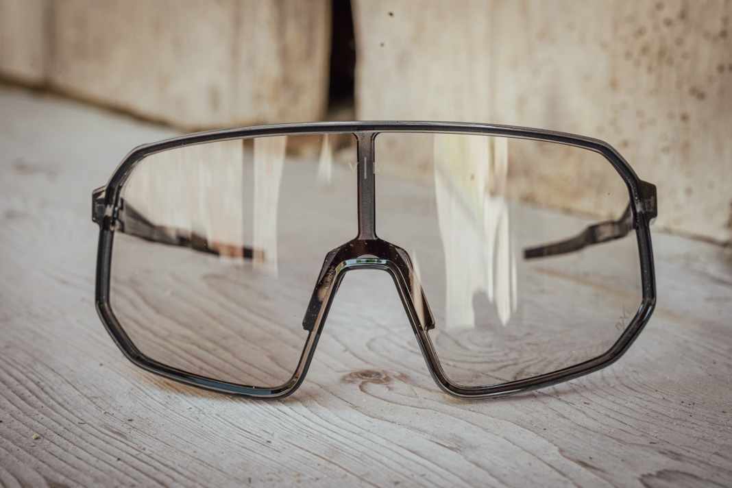 Selbsttönende Sportbrille von Decathlon im Test