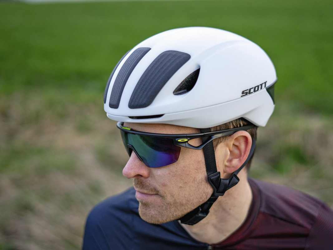Helme | TOUR