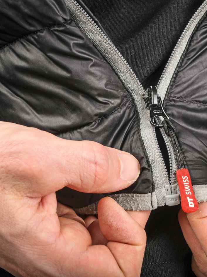 Defekte Reißverschlüsse richten