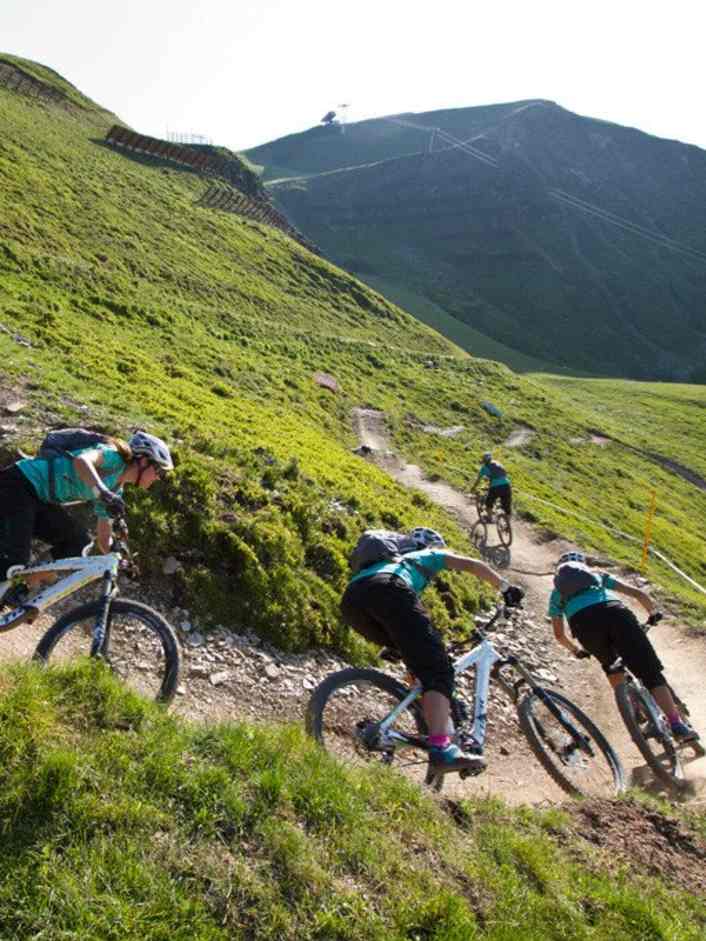 Kurven fahren mit Steffi Marth