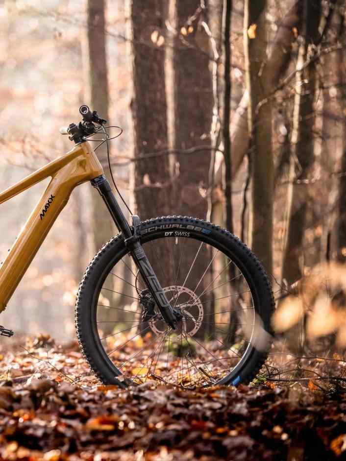 Bayerisches E-Enduro mit Wechsel-Akku & Wunschlackierung