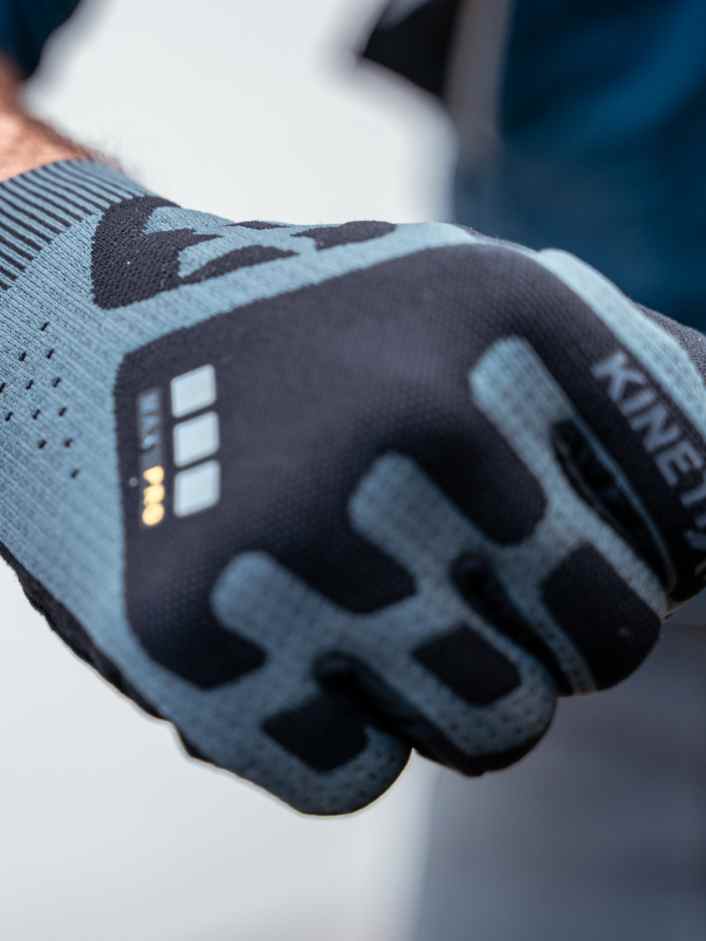 Komfortable Trail-Gloves mit Strick-Gewebe
