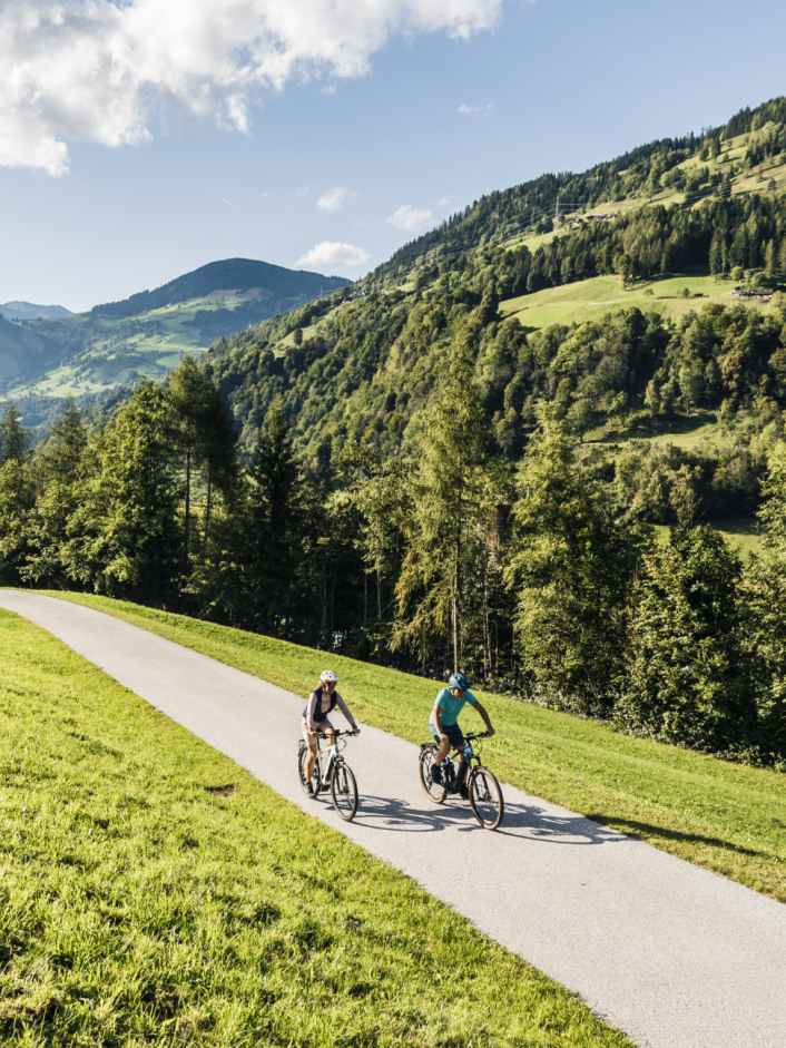 Mit dem Rad stressfrei über die Alpen – 3 Genussrouten für Einsteiger