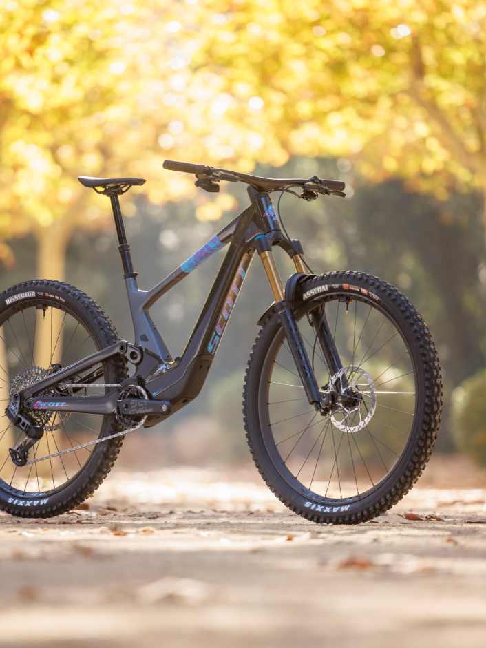 A lightweight, luxury e-MTB at a competitive price