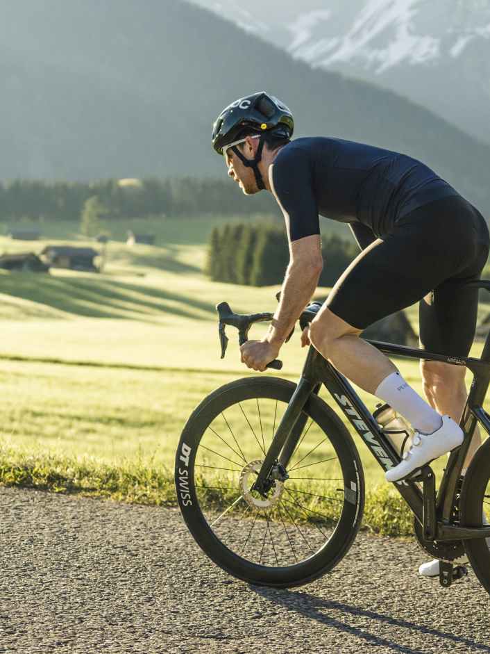 So findest du den idealen Sattel für Rennrad und Gravel