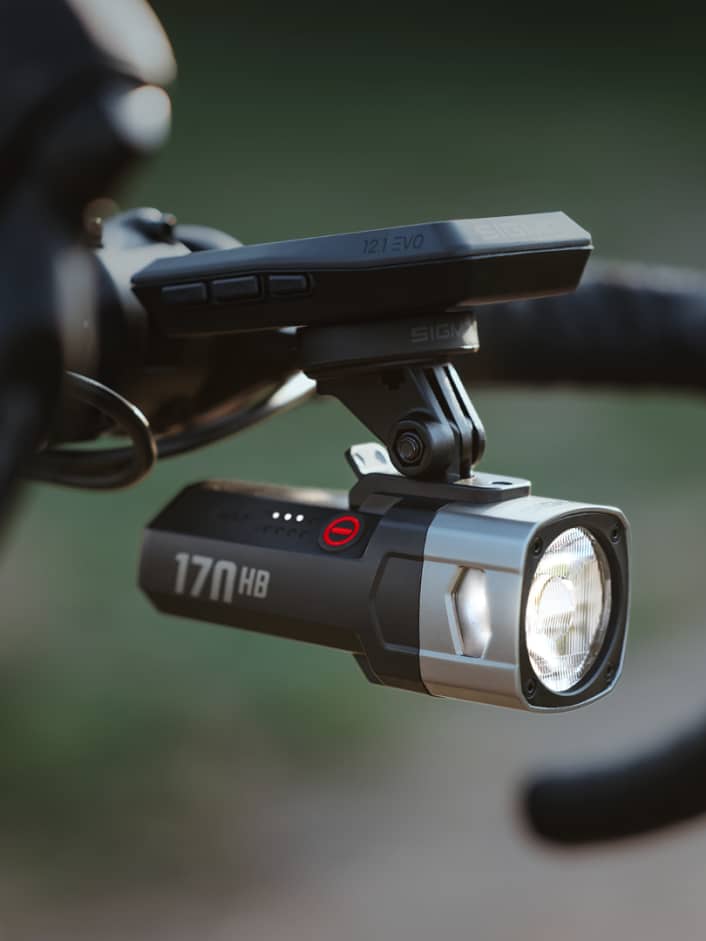 Smart Light Series mit Fernlicht, App-Anbindung und Radar