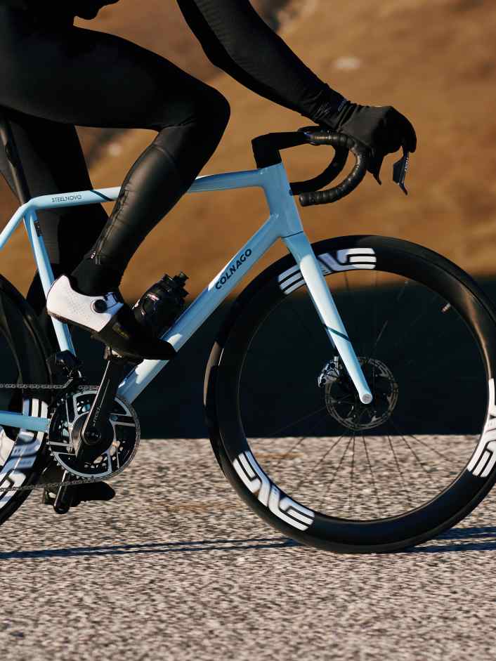 Zwei neue Versionen des Stahlrenners