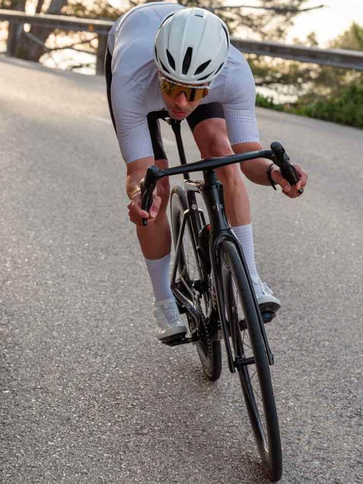 Swiss Side testet seine Aero-Classic-Bekleidung wie seine Laufräder