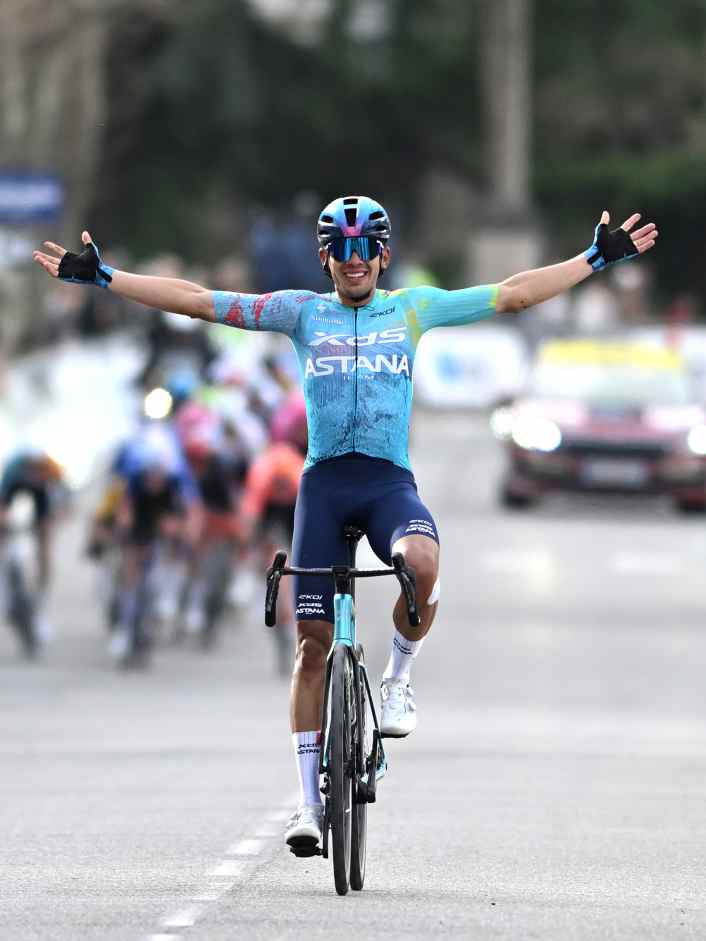 Tejada mit später Attacke bergab zum Sieg