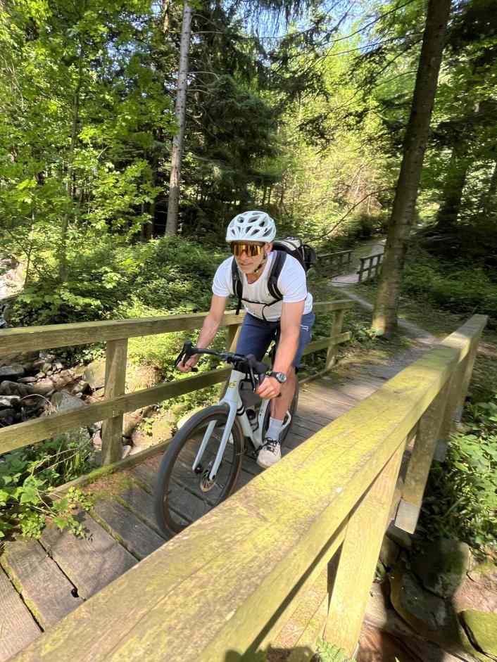 Zwei Brüder auf Abenteuersuche