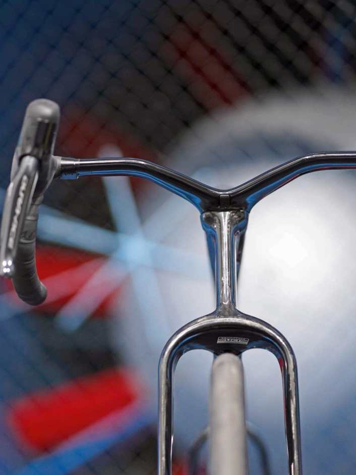 Vier Aero-Rennräder im Watt-Vergleich