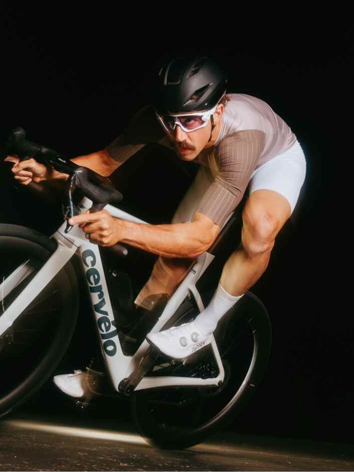 Plus aérodynamique, plus léger, plus rapide – le nouveau vélo de course aérodynamique de Cervélo