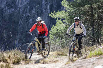 Light E-MTB oder doch klassisch?