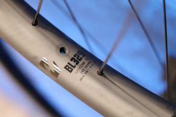 Neue Carbon-Laufräder für den Trail