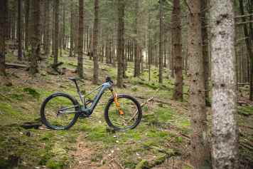 Unkompliziertes All Mountain E-Bike mit Pinion MGU