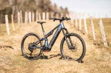 Canyon bringt Allround-E-Bike zum fairen Kurs