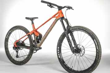 Mondraker Foxy Carbon R: das Leichtgewicht mit breitem Einsatzbereich