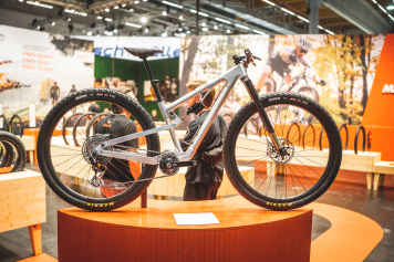 Übernehmen 32-Zoll-Laufräder das Cross-Country-Segment?