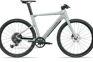 Das Canyon Roadlite:On CF 9 LTD im Test