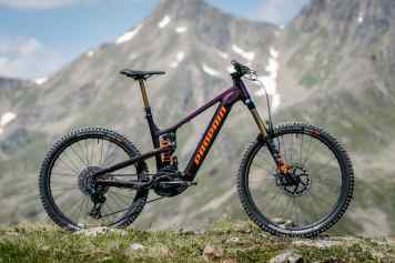 Neuer E-Freerider für Stunts und Action