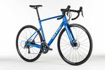 Van Rysel NCR CF Tiagra - angenehm ausbalanciert