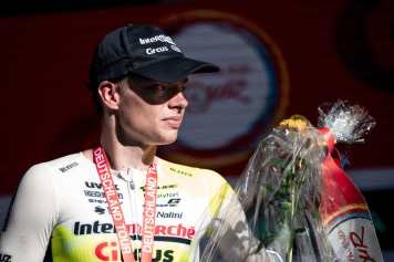 Geldstrafe für zwei Radprofis nach rassistischem Video