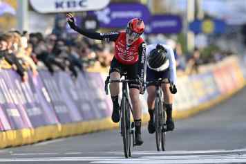 Claes feiert Ausreißersensation