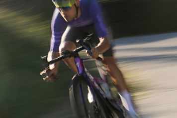 MAAP PRO Aero Jersey mit Aartero Flyte Technologie