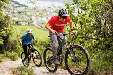 Pivot Trailcat SL vs. Yeti SB 120