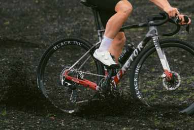 Neues Gravelbike mit Renngeometrie und großer Reifenfreiheit