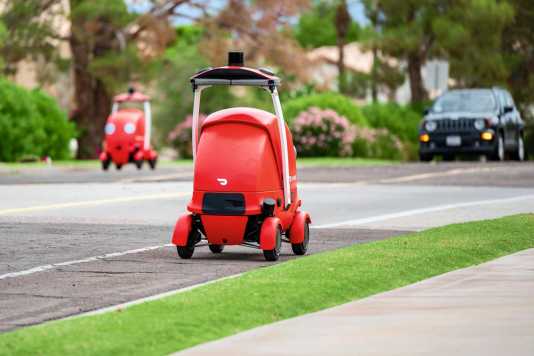 Roboter auf dem Radweg
