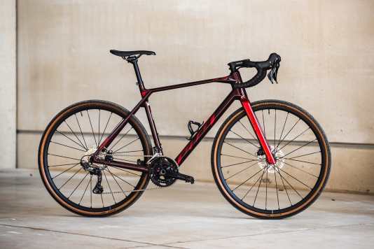 Schnelles Gravelbike für Alltag und Bikepacking