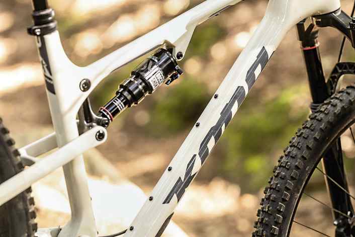 Im Test: Wo glänzt das Kona Hei Hei CR?