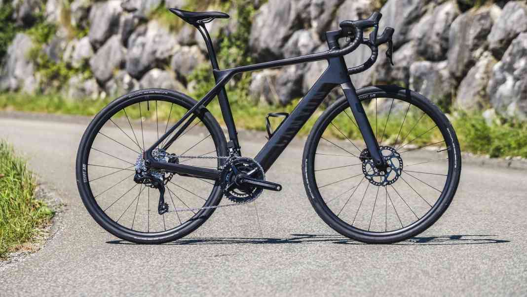Das Canyon Endurace:Onfly CF 7 im Test