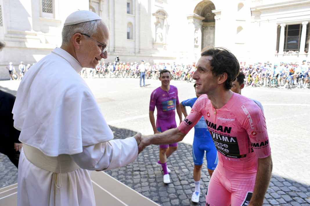 Papst-Audienz und Giro-Sieg für Yates