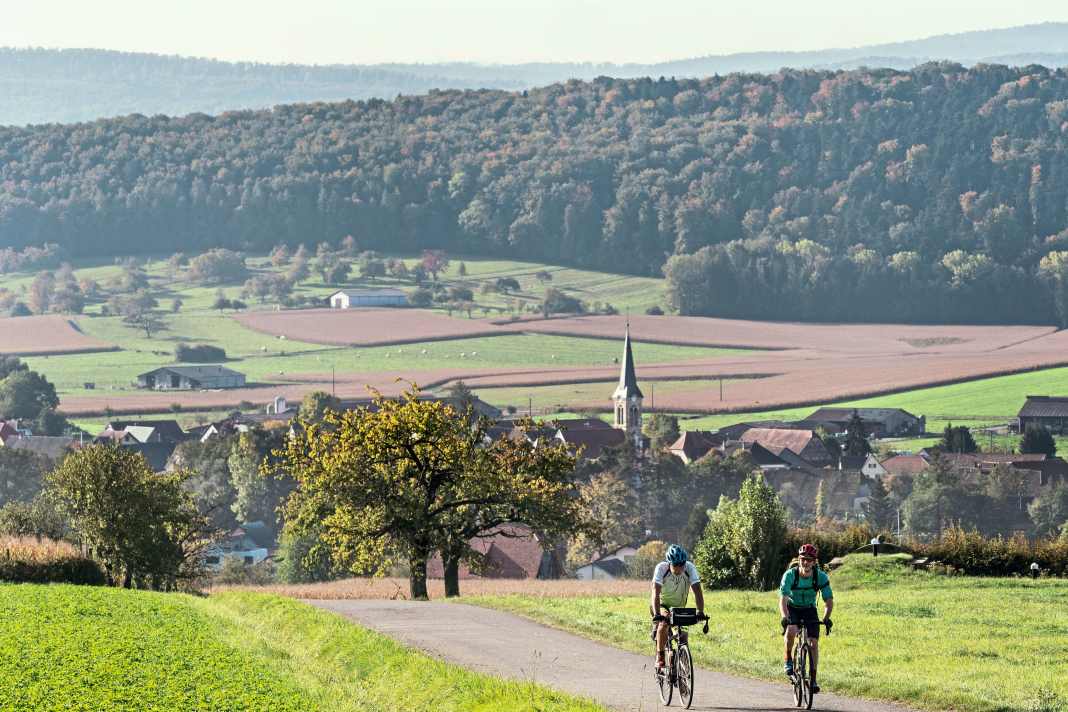 2 Touren durch die französische Hügellandschaft