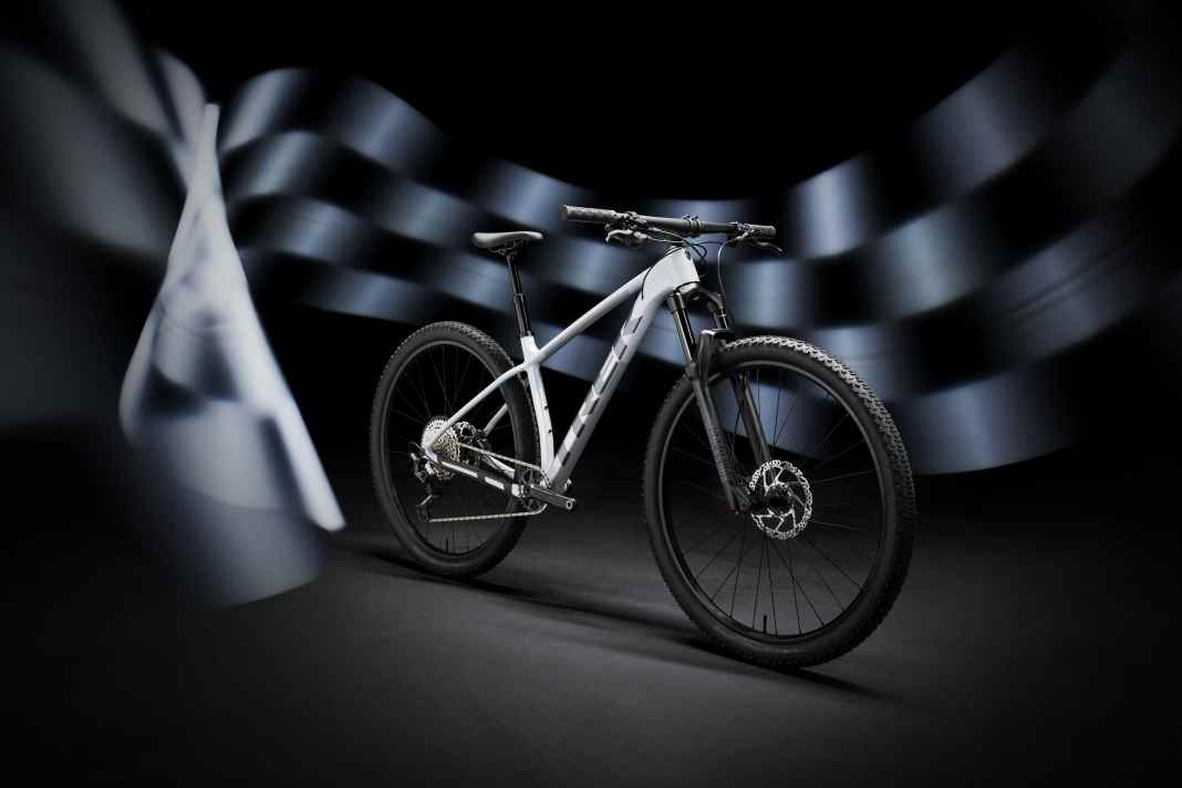Das XC-Hardtail gibt es jetzt auch in Leichtmetall